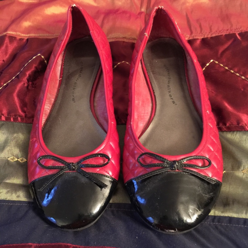 Red & black cloudwalkers by Avenue